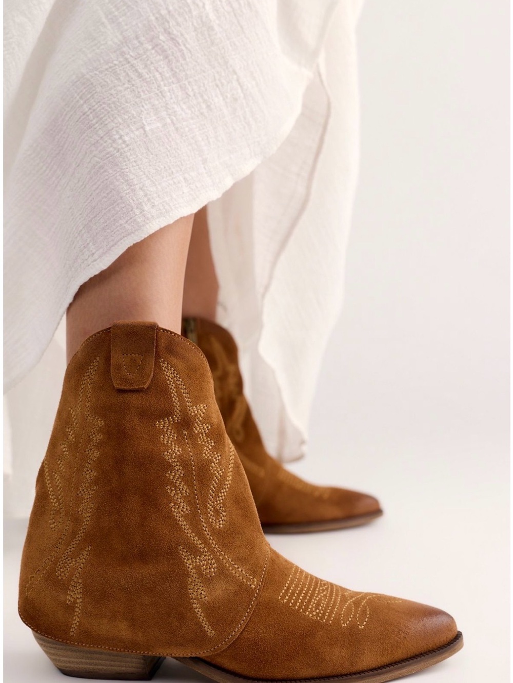New Free People Asher Suede Western Ankle Boots - Picture 3 of 5